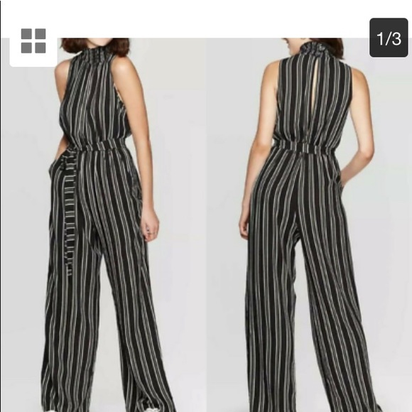 Striped Jumpsuit - Picture 3 of 8